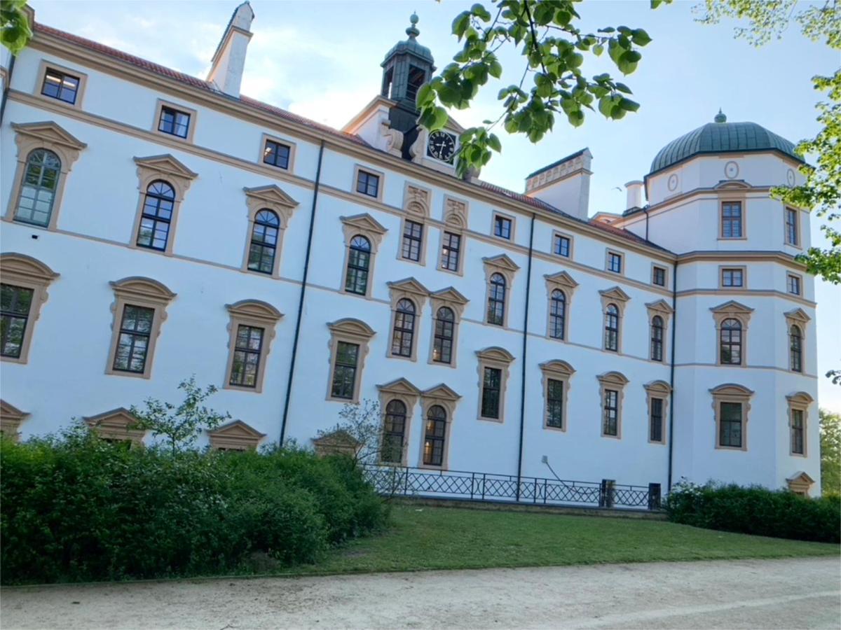 Ferienwohnung Am Suedwall All Inclusive Целле Экстерьер фото